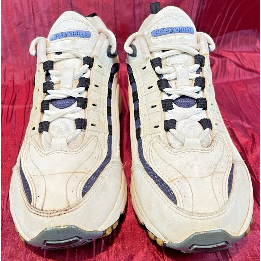 Womens Easy Spirit White Walk-Run Athletic Shoes Snakers sz 6.5